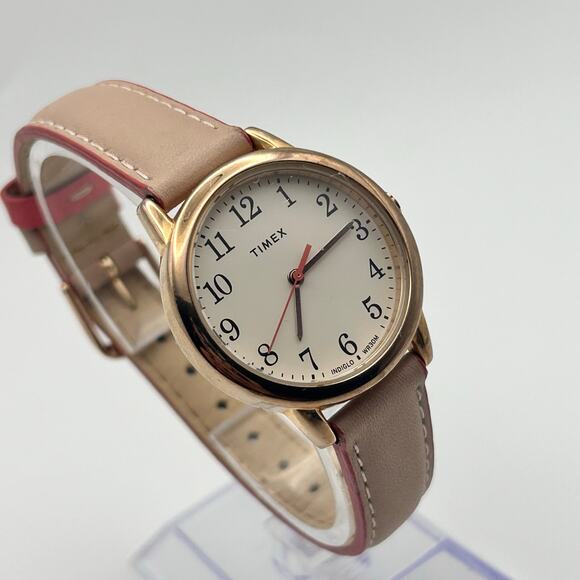 Timex Rose Gold Pink Leather 25mm Women’s Fashion Watch Working New Battery - Picture 3 of 8